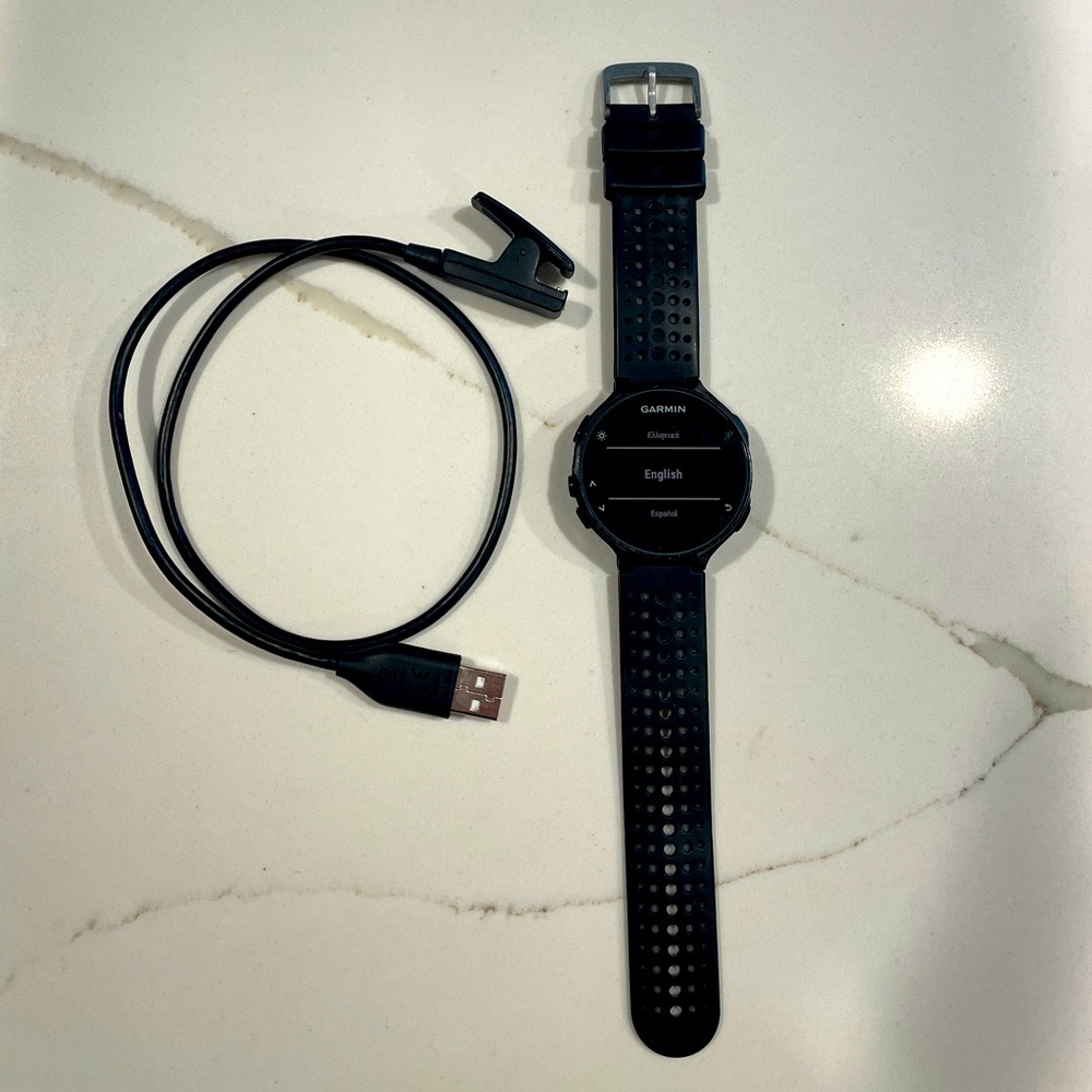 Garmin Forerunner 235 plus charger preowned